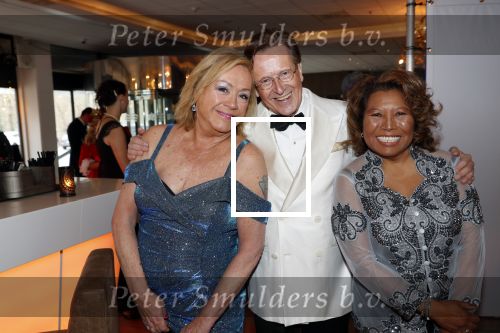 Den Haag 16 december 2019
De society lunch in hotel crown plaza . Viola Holt Frank Jansen en Justine Palmelay