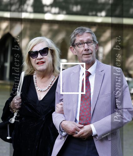 Laren 2 juni 2022
Begrafenis / dienst van Willibrord Frequin in de Sint Jansbasiliek in Laren . Tineke de Nooij en Viola Holt met man Peter