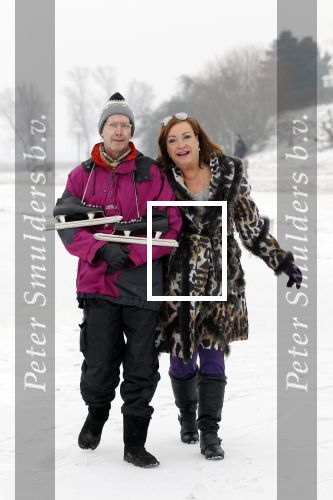 Muiderberg 12 februari 2012
Viola en Peter Holt na het schaatsen op het ijsselmeer.
Peter Smulders bv