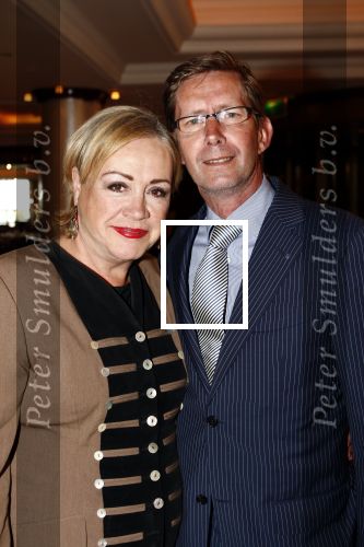 Noordwijk 17 mei 2009
Feest Astrid Engels bij de hotels van Oranje. Viola Holt met man Peter
Peter Smulders bv
