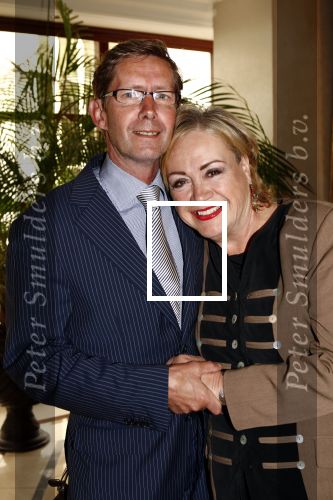 Noordwijk 17 mei 2009
Feest Astrid Engels bij de hotels van Oranje. Viola Holt met man Peter
Peter Smulders bv