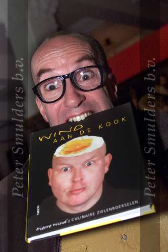 Den Haag 4 november 1999
Uitreiking boek PIERRE WIND
BART CHABOT