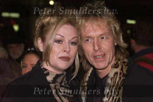 Amsterdam 15-11-1999
Premiere van de film Tarzan in het Pathe Theater in Amsterdam.
Bert Heerink met zijn vrouw