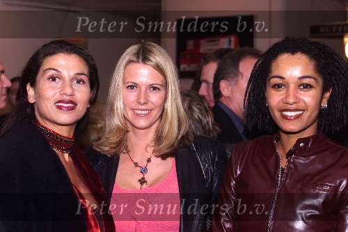 ROTTERDAM 18-11-1999
Pemiere van Willeke Alberti in het Luxor theater in Rotterdam.
v.l.n.r. Carmen Rijkaard Danielle van t Schip en Sylvia Kieft