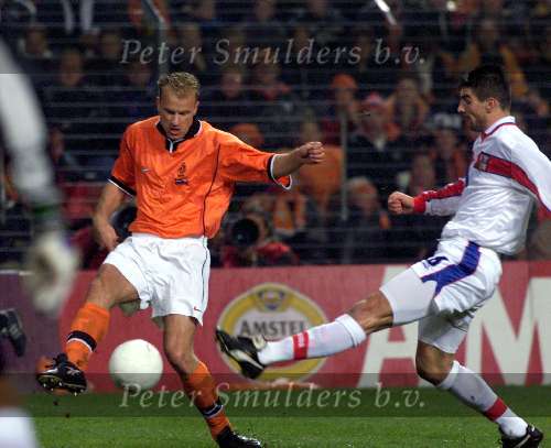 Eindhoven 13 november 1999
Nederland-Tjechie, eindstand 1-1
DENNIS BERGKAMP