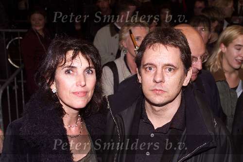 Amsterdam 1 november 1999
Tuschinski theater
Premiere DO NOT DISTURB
DICK MAAS met vrouw