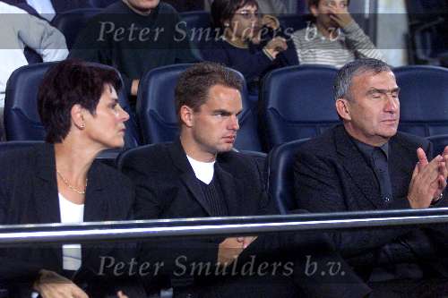 Barcelona, 23 oktober 1999
FC Barcelona-Athletic de Bilbao, 4-0
Frank de boer geblesseerd op de tribune