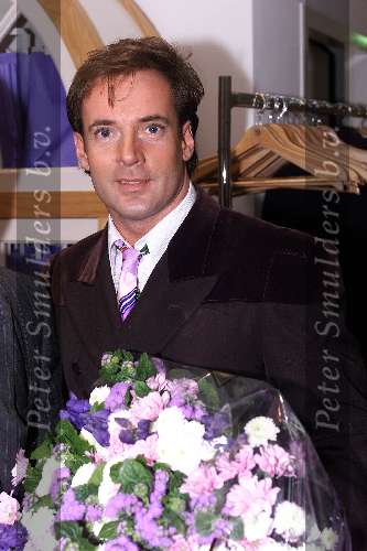 Naarden Vesting 1 November 1999
Uitreiking boek van Leco van Zadelhoff in het Arsenaal in Naarden Vesting
GERARD JOLING