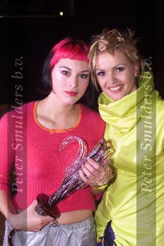 Rotterdam 30 Oktober 1999
ROBIJN FASHION AWWARD 1999
TOOSKE BREUGHEM en MARIEKE BOS