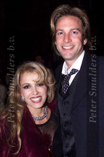 AMSTERDAM 23 November 1999
Premiere van de niuewe James Bond film in Tushinsky Amsterdam.
Adam Curry en Patricia Paay