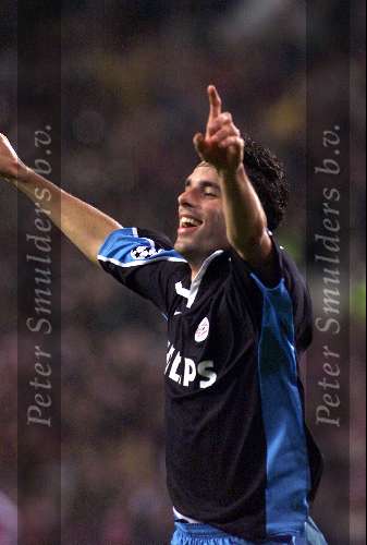 Eindhoven 26 oktober 1999
PSV-Bayern Munchen, eindstand
Ruud v Nistelrooy is blij na de 1-0