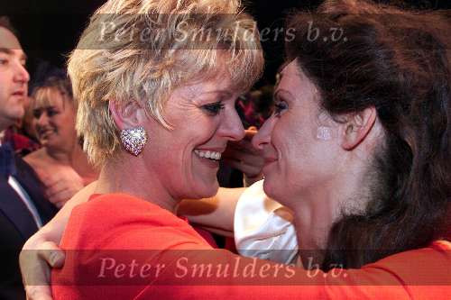 Scheveningen 21 November 1999
Premiere van de musical Elisabeth in het circustheater in Scheveningen.
Simone Kleinsma met Pia Douwes