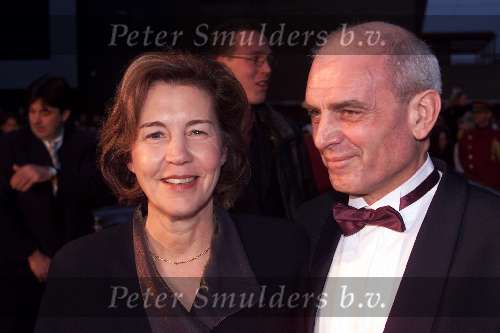 Scheveningen 21 November 1999
Premiere van de musical Elisabeth in het circustheater in Scheveningen.
Tineke Netelenbos met haar man