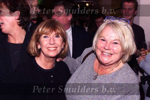 ROTTERDAM 18 November 1999
Pemiere van Willeke Alberti in het Luxor theater in Rotterdam.
Willeke met Tineke de Nooy