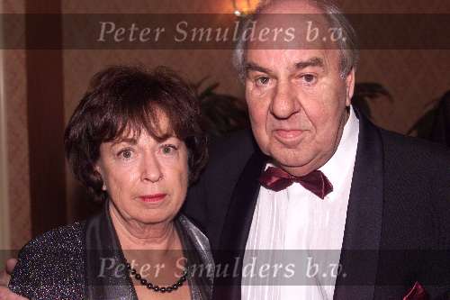8 November 1999
Gala Parel van Nederland in hotel Krasnaplosky in Amsterdam.
Willem Duys met zijn vrouw