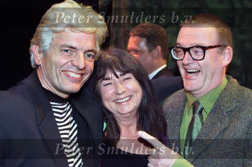 Tilburg, 6 november 2000
Premiere LITTLE SHOP OF HORROR
Clous v Mechelen met vrouw en Ben Cramer