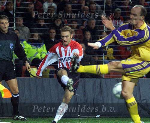 Eindhoven, 9 november 2000
Champions League PSV-Anderlecht, eindstand
DENNIS ROMMEDAHL mooie aktie foto