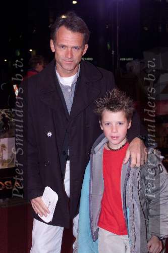 Amsterdam 21 november 2000
Premiere van de film Dinosaur.
Jaap Jongbloed met zoontje Kim