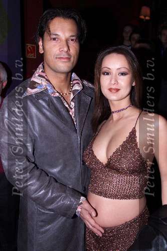 Amsterdam 17 november 2000
Playboy feest in de Escape.
Jennifer de Jong zwanger met man