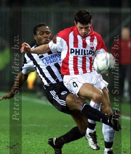 Eindhoven, 23 november 2000 
UEFA-cup PSV-PAOK Thessaloniki, eindstand 3-0
KEZMAN