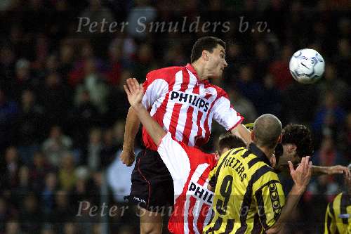 Eindhoven 1 november 2000
PSV-Vitesse, eindstand 2-0
Kopbal Nikiforov