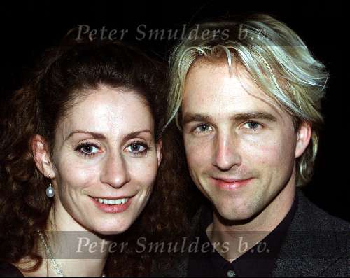 Tilburg, 6 november 2000
Premiere LITTLE SHOP OF HORROR
Pia Douwes  met vriend