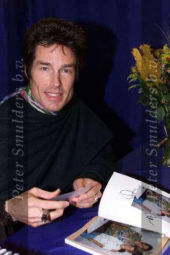 Utrecht, 9 november 2000
Uitreiking CD van Ronn Moss
(Ridge Forrester uit de Bold & the Beautiful)