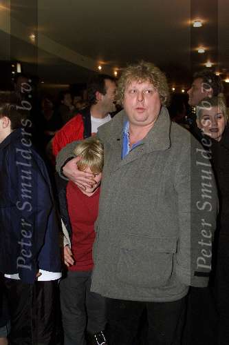 Amsterdam 21 november 2000
Premiere van de film Dinosaur.
Theo v Gogh met zoontje