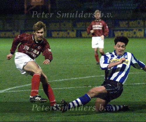 Eindhoven, 25 november 2000
EVV Eindhoven-Excelsior, eindstand 2-3
John Laponder en Thomas Buffel