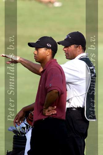 Marbella 12 november 2000
 Golfclub Valderrama American Express Championships.
Tiger Woods   met caddy     golfen