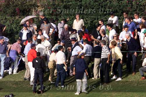 Marbella 12 november 2000
Club de Golf Valderrama
Beroemde hole 17
Schitterende mooie foto  Golfen  Veel publiek
