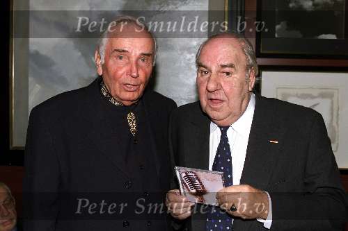 Amsterdam 26 november 2000
Uitreiking CD eddy Doornbos in Mariott hotel Schiphol.
Willem Duys