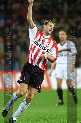 Eindhoven 17 november 2001
PSV - NEC  3-1
Doelpunt Andre Ooijer