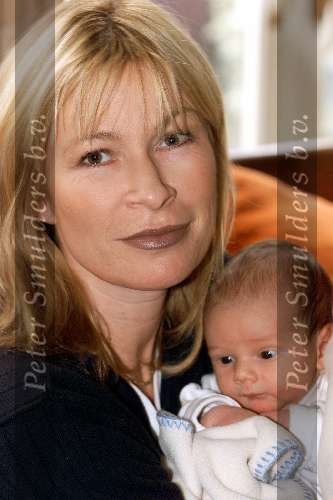 Nigtevecht 12 november 2001
Annemiek Verdoorn met haar zoontje Davy