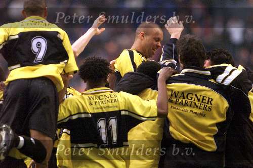AMSTERDAM 18 NOVEMBER 2001
AJAX-NAC 1-3
Earnest Stewart blij na de 1-2