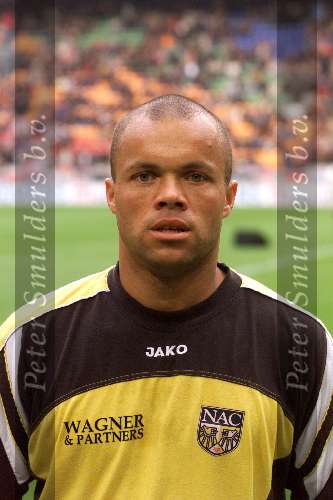 AMSTERDAM 18 NOVEMBER 2001
AJAX-NAC 1-3
Earnest Stewart