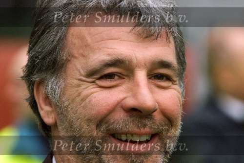 Amsterdam 25 november 2001

AJAX-PSV 1-3
Co Adriaanse en Erik Gerets
Peter Smulders bv