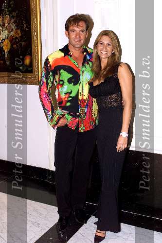 AMSTERDAM 12 november 2001
Feest Beau Monde in het AMSTEL HOTEL
Gerard Joling en Yvonne Dubbelboer