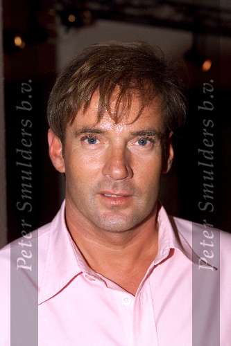 GOUDA 14 november 2001
Premiere Chorusline in stadsschouwburgvan Gouda.
Gerard Joling