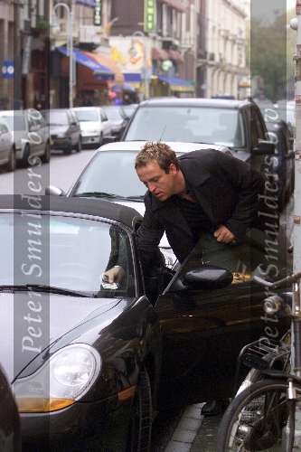 Amsterdam 16 November 2001
Gordon met porsche