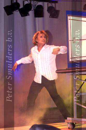 Amsterdam 16 November 2001
Playboy feest in de heineken music hall
Hans Klok