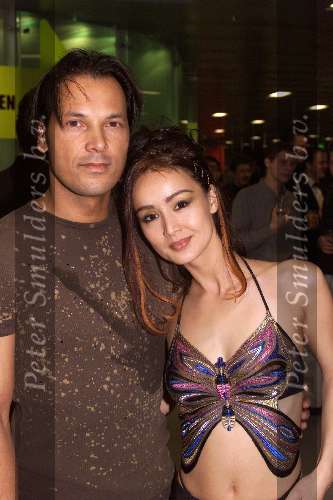 Amsterdam 16 November 2001
Playboy feest in de heineken music hall
Jennifer de Jong met man .