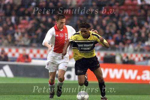 AMSTERDAM 18 NOVEMBER 2001
AJAX-NAC 1-3
Johnny Heitinga en Kevin Bobson