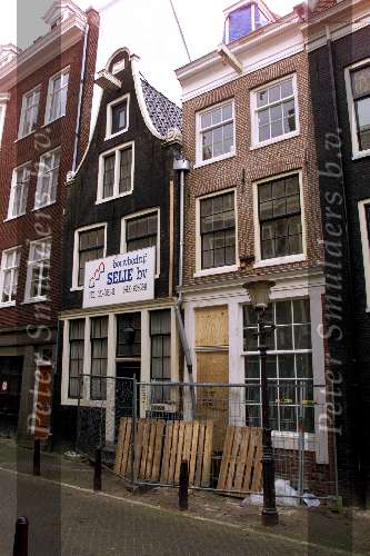Amsterdam 16 November 2001
4 panden van Jos Brink en Frank Sanders