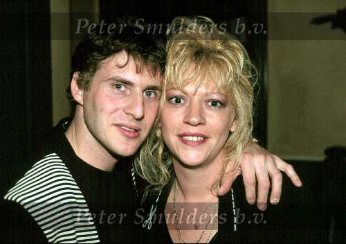 Pierre v Dam met zijn vrouw
17 november 2001