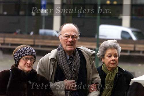 TOTTERDAM 21 SEPTEMBER 2001
Crematie Luc Lutz
Pieter Lutz