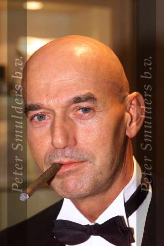 Scheveningen12 november 2001
Rode Kruis Gala in het Kurhaus.
Pim Fortuyn met sigaar