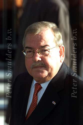 ASSEN 15 NOVEMBER 2001
RELUS TER BEEK