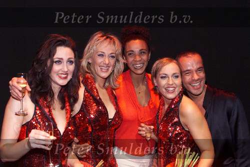 GOUDA 14 november 2001
Premiere Chorusline in stadsschouwburgvan Gouda.
Sophia Wezer