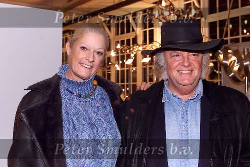 SCHIEDAM 23 november 2001
Opening van het Arsenaal van Jan des Bouvrie
Thijs v Leer met vrouw